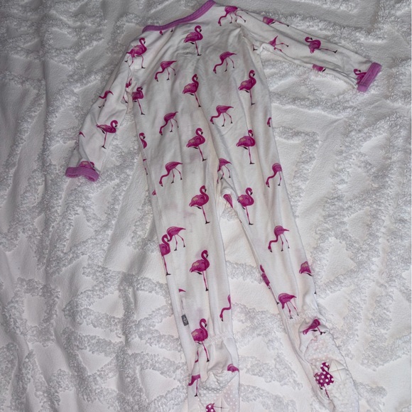 Kyte Baby • Flamingo Print Baby Onesie - Picture 2 of 4